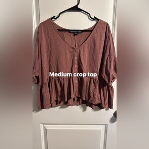 Medium flowy crop top
